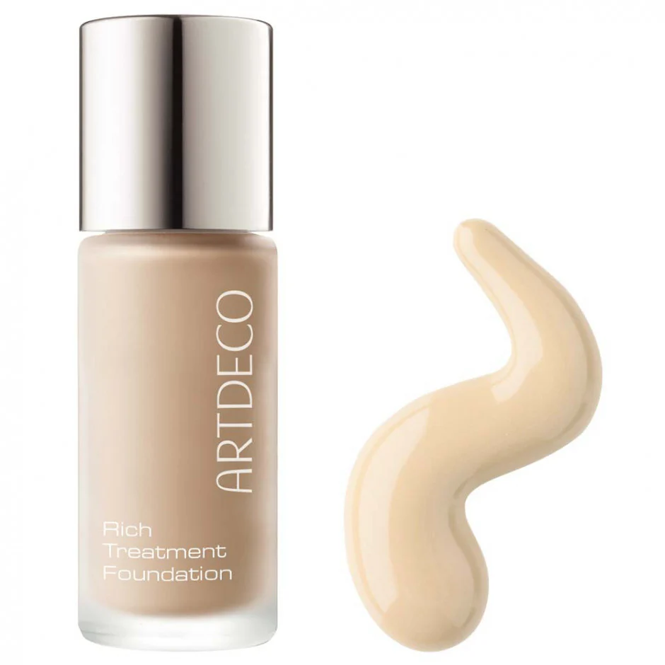 Rich Treatment Foundation podkład rozświetlający 20ml