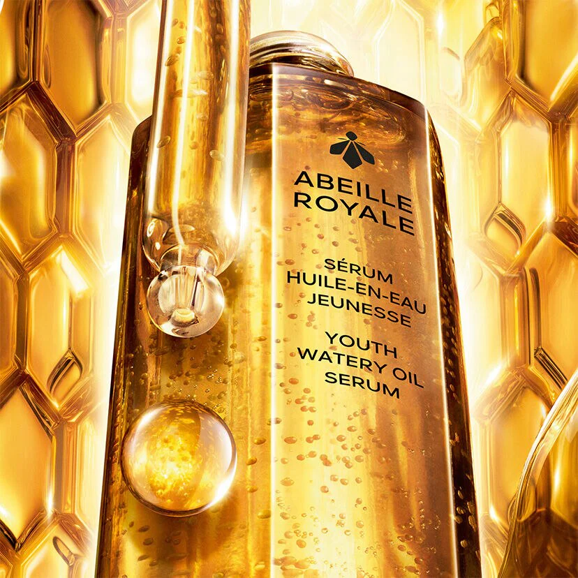 Abeille Royale Age-Defying Programme Youth Watery Oil Serum zestaw serum do twarzy 50ml + krem na dzień 15ml + pianka oczyszczająca 40ml + kosmetyczka - Image 3