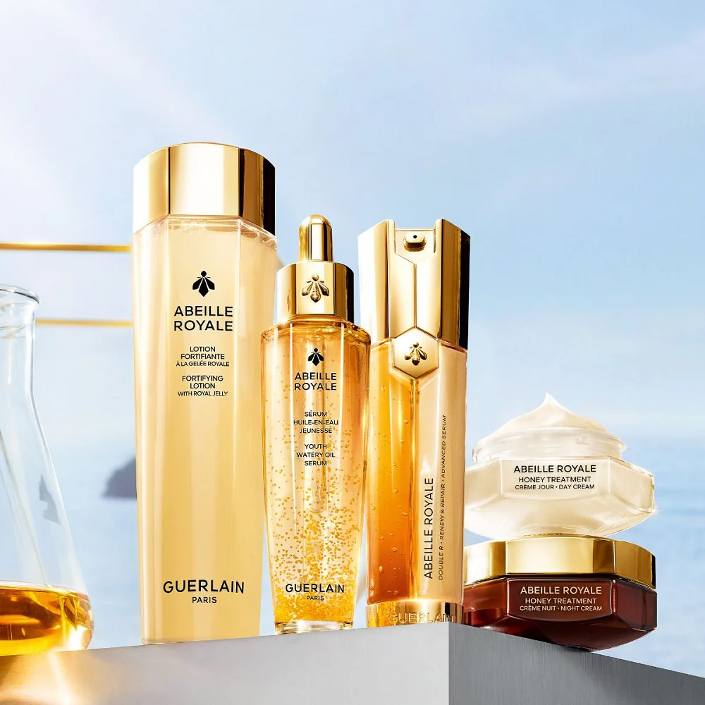Abeille Royale Youth Watery Oil Serum Set zestaw krem na dzień 7ml + serum do twarzy 30ml + serum o podwójnej skuteczności 7x0.6ml + kosmetyczka - Image 2