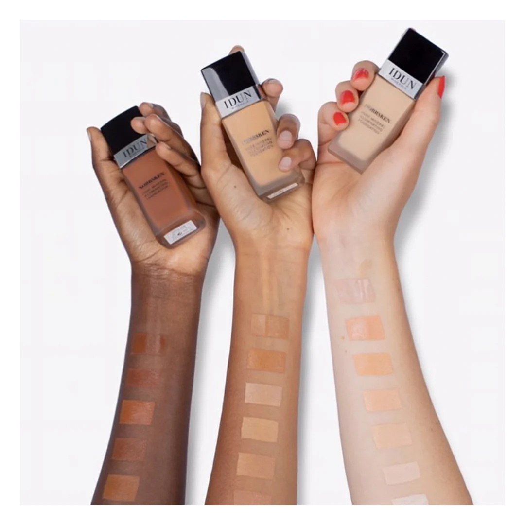 Norrsken Pure Mineral Illuminating Foundation rozświetlający podkład mineralny w płynie 30ml - Image 12