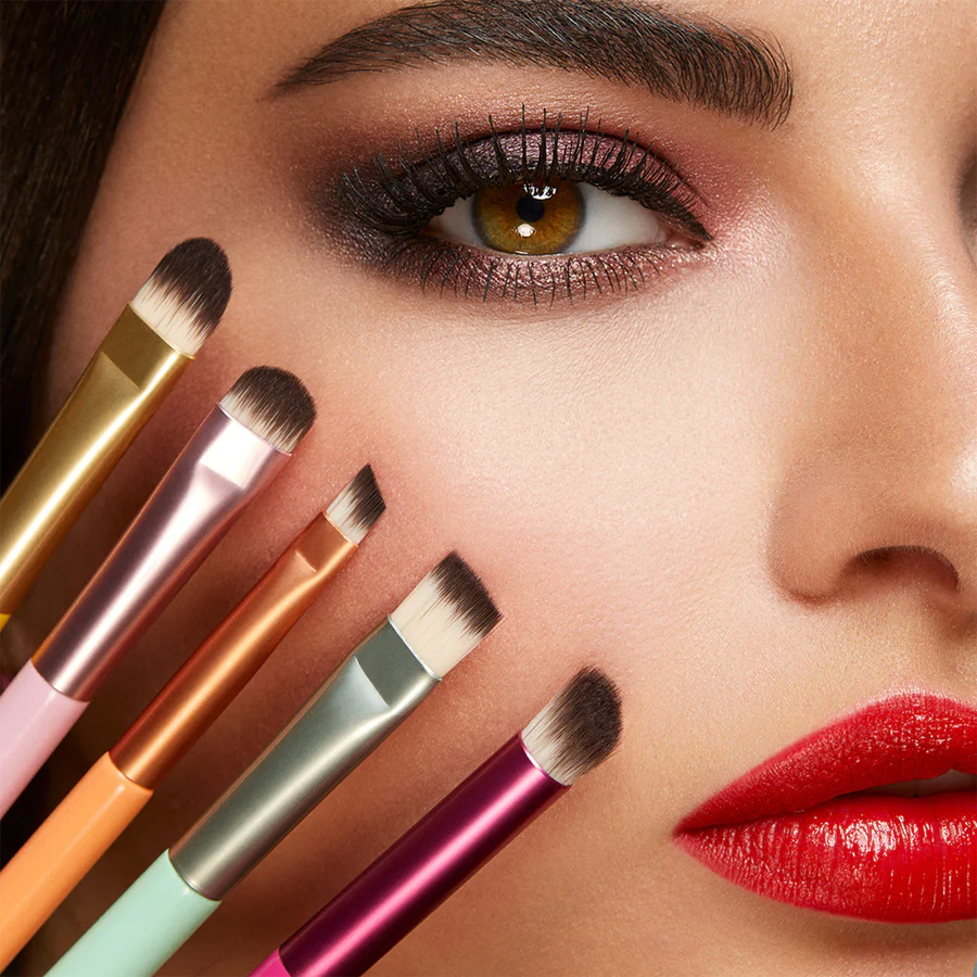 Smart Concealer Brush 100 pędzel do nakładania korektorów i cieni do powiek - Image 2