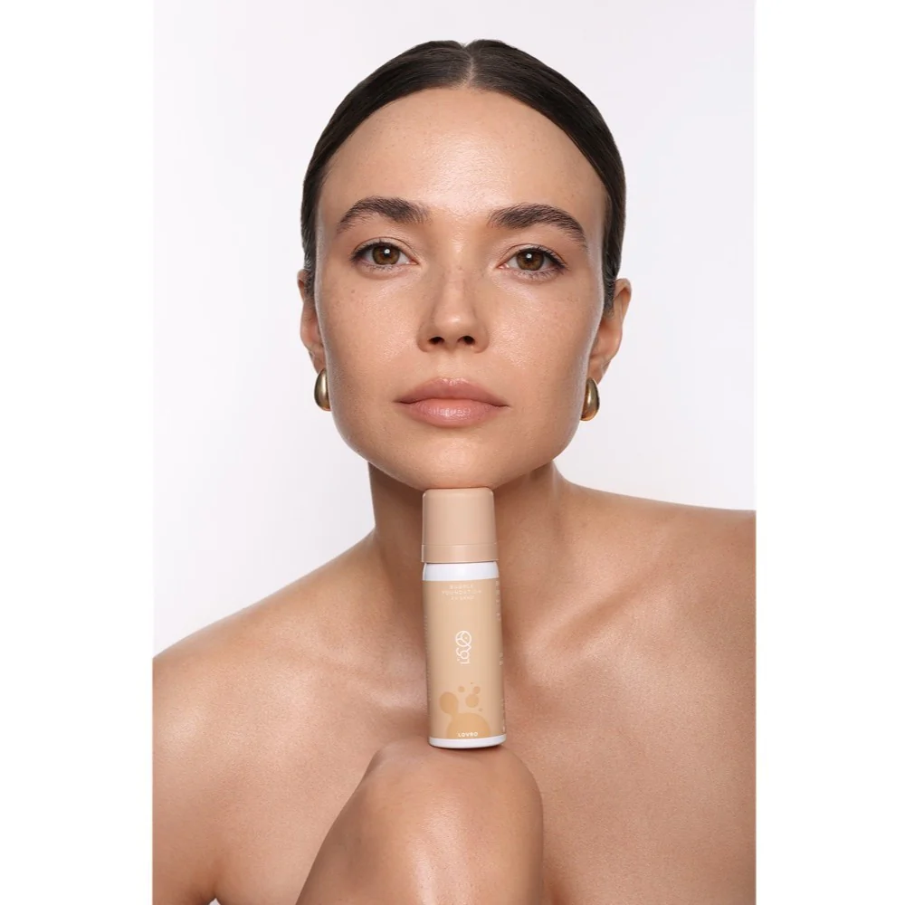 Bubble Foundation podkład o napowietrzonej rozświetlającej formule - Image 21