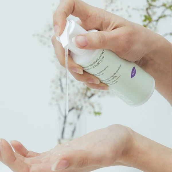 Derm żel do mycia twarzy z kwasem pirogronowym i glikolowym 150ml - Image 2