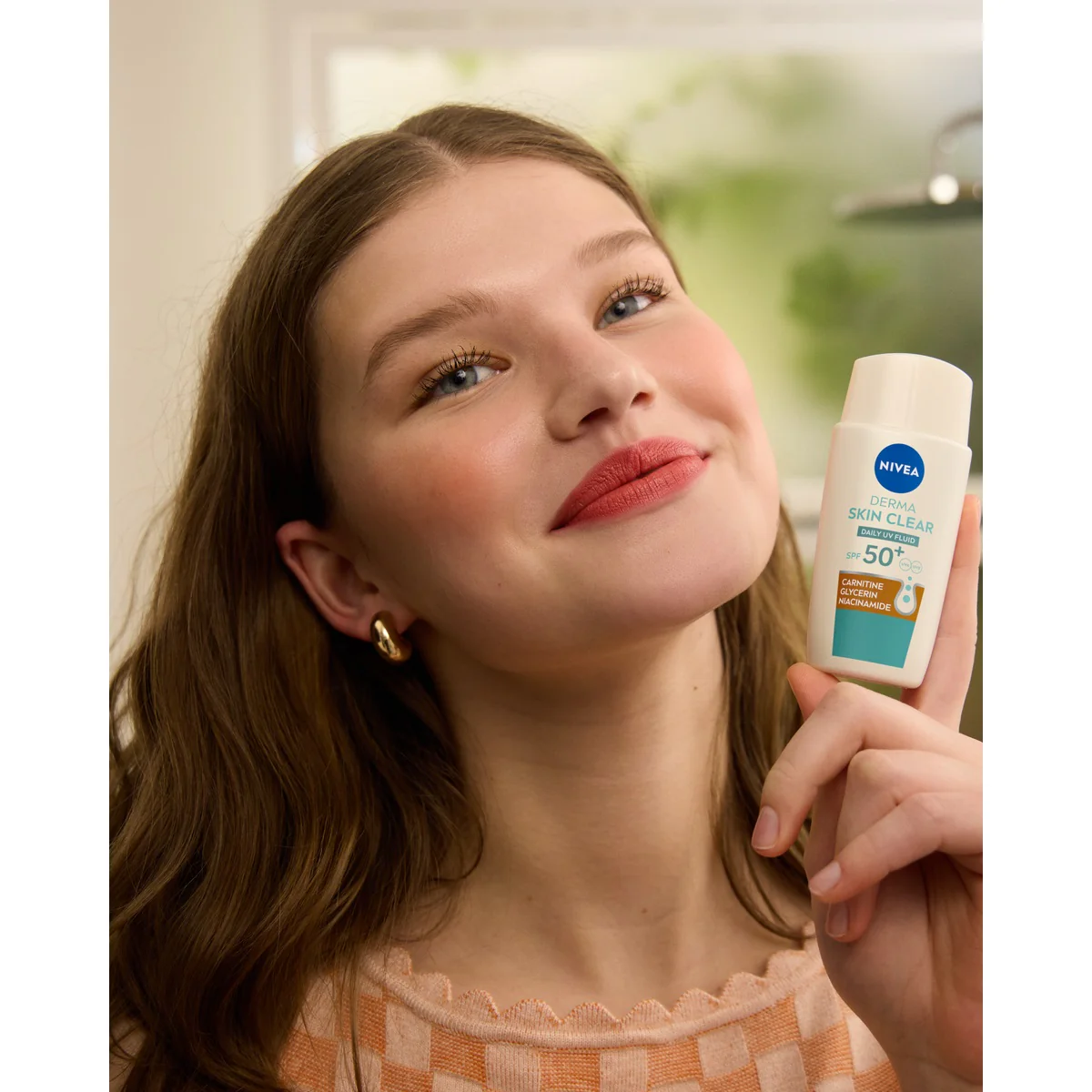 Derma Skin Clear Daily UV fluid SPF50+ pod makijaż 40ml - Image 3