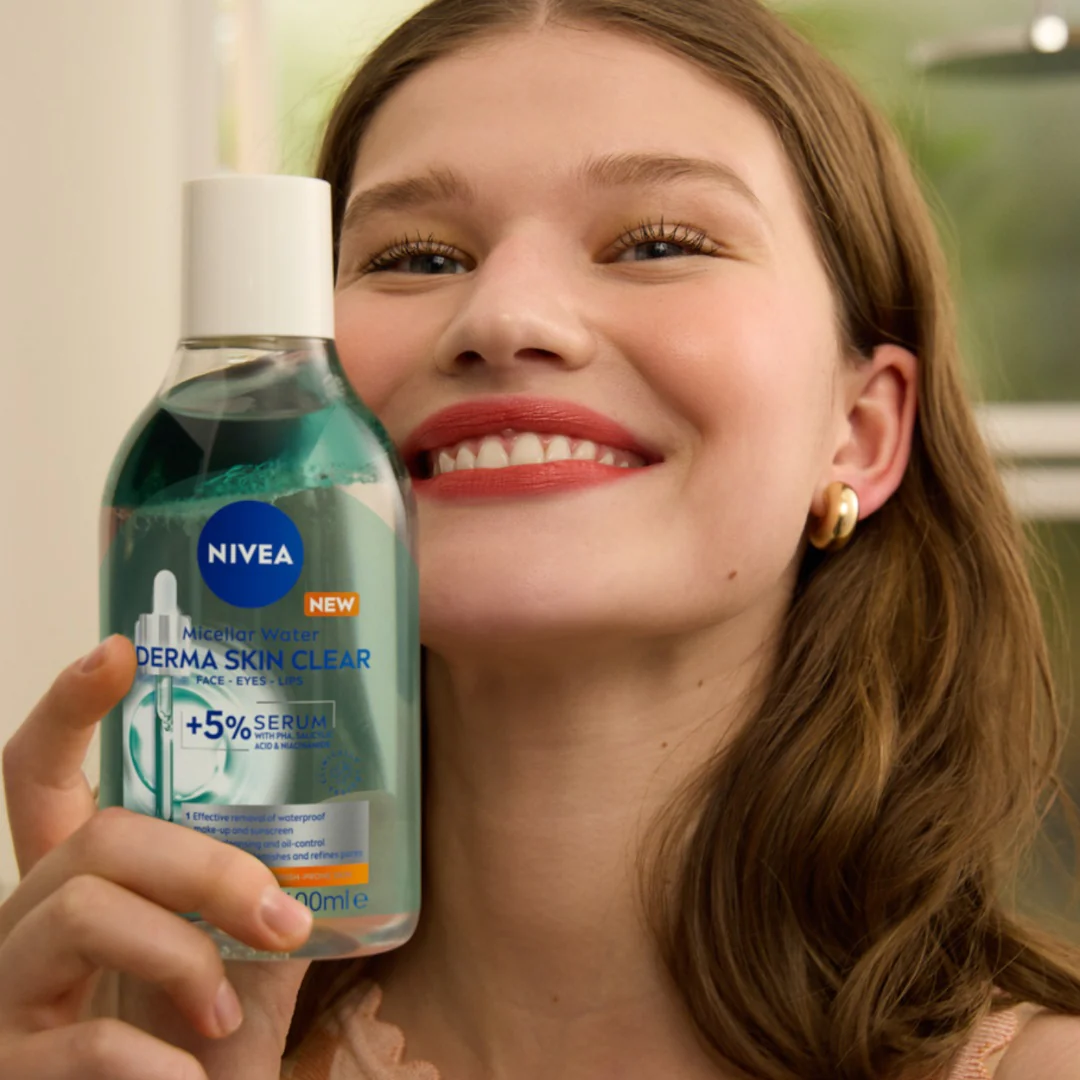 Derma Skin Clear płyn micelarny do demakijażu z 5% serum 400ml - Image 2