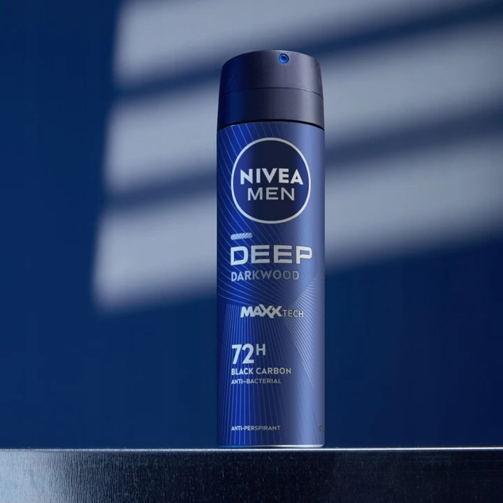Men Deep Darkwood antyperspirant spray 150ml - Image 2