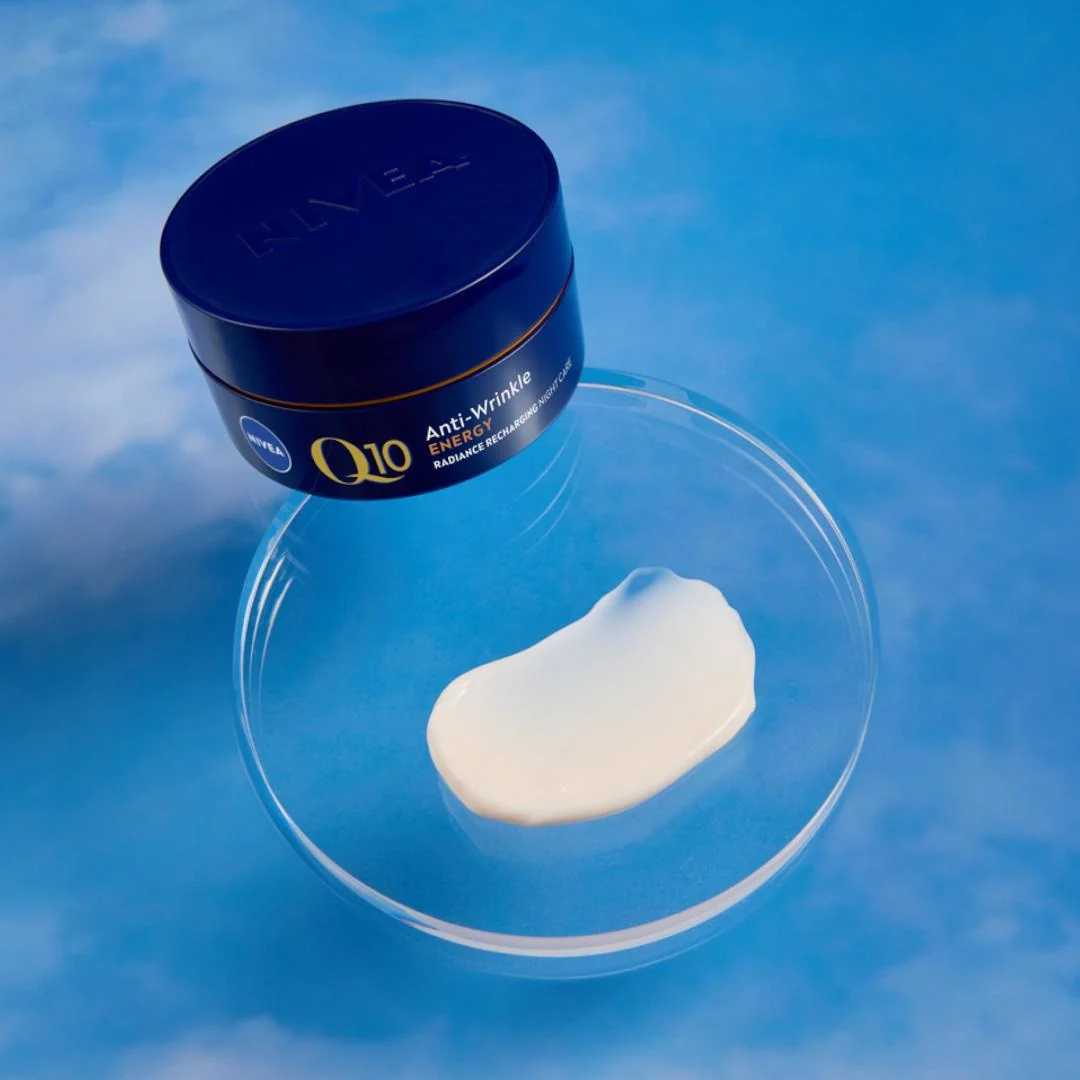 Q10 Energy zestaw rozświetlający krem na dzień 50ml + regenerujący krem na noc 50ml - Image 4