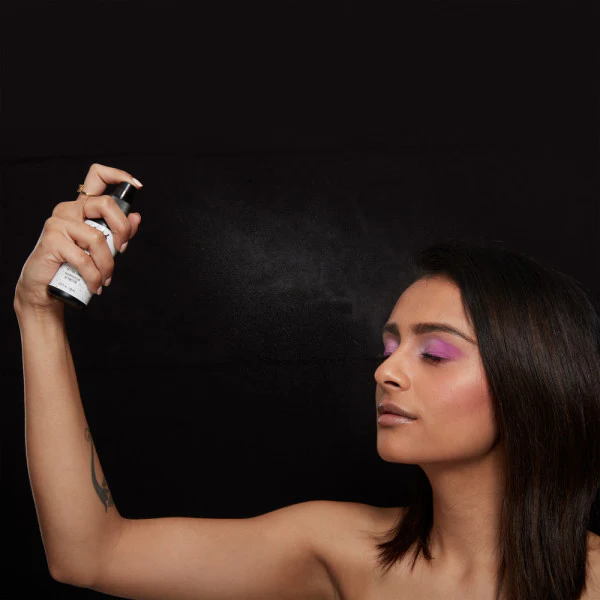 Make Up Setting Spray utrwalacz do makijażu Dewy Finish 60ml - Image 6