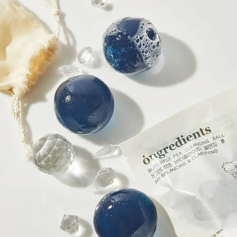 Butterfly Pea Cleansing Ball żelowa kula do mycia twarzy i ciała 110g - Image 2