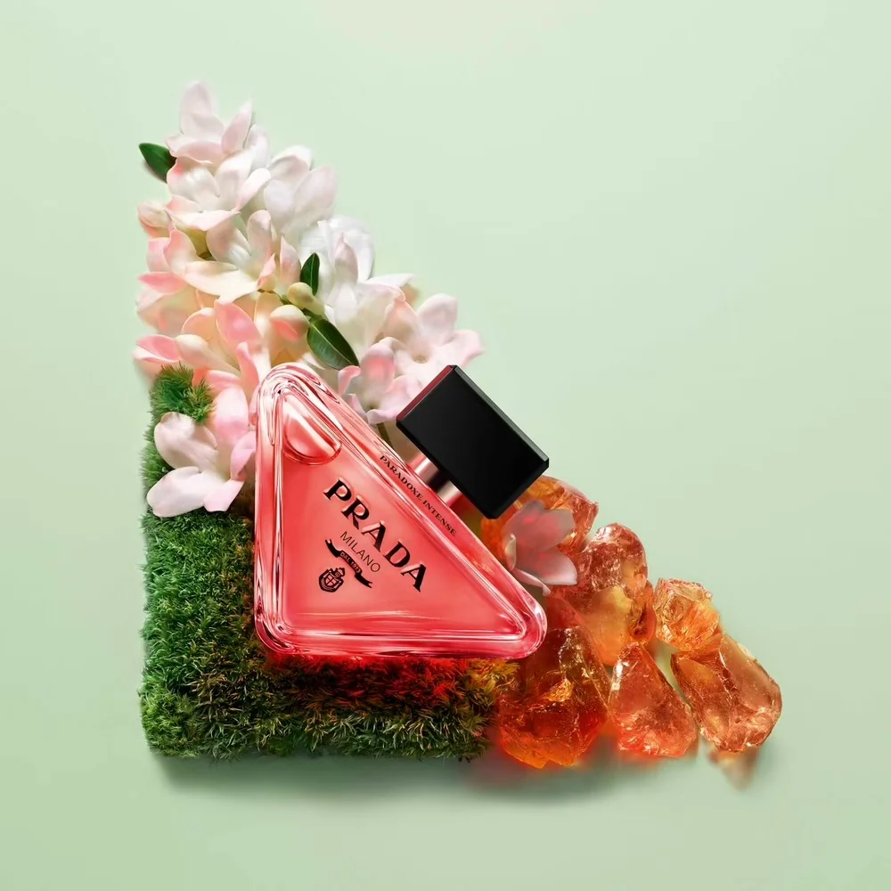 Paradoxe Intense woda perfumowana refillable spray - Image 4