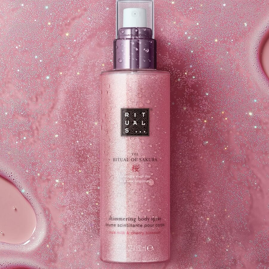 The Ritual of Sakura rozświetlająca mgiełka do ciała 150ml - Image 2