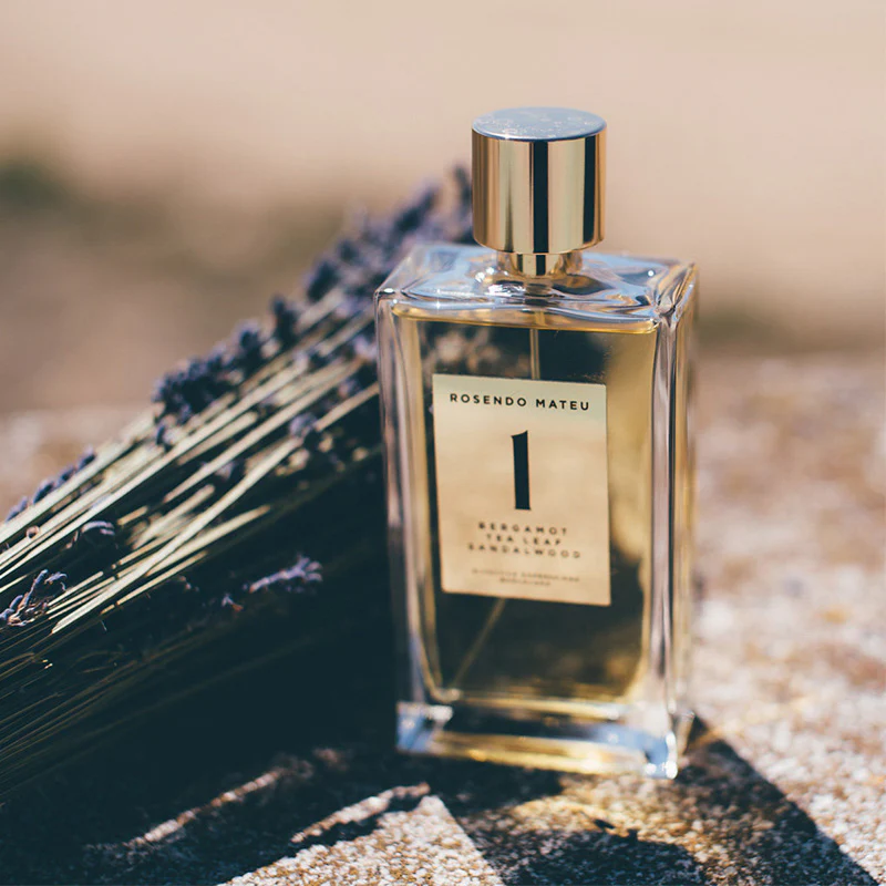 No 1 Bergamot Tea Leaf Sandalwood woda perfumowana spray - Image 2
