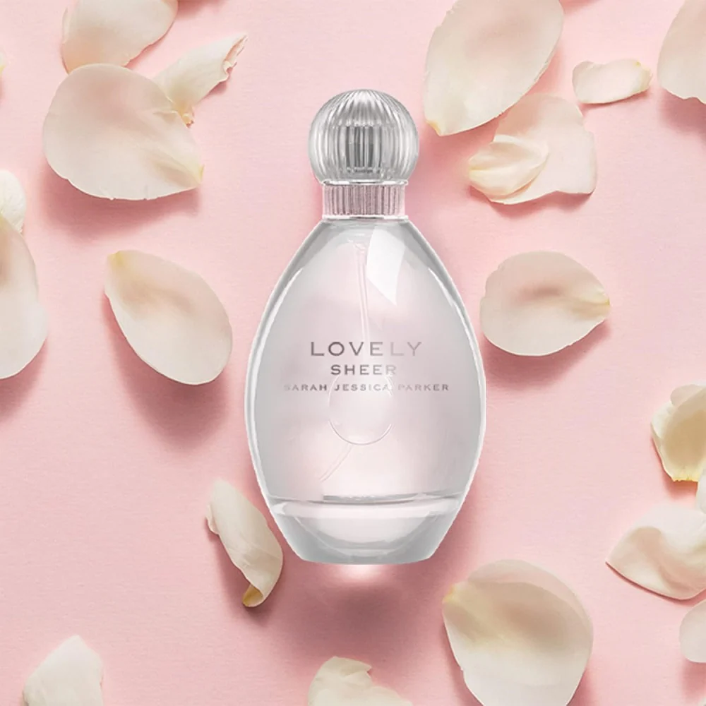 Lovely Sheer woda perfumowana spray - Image 2