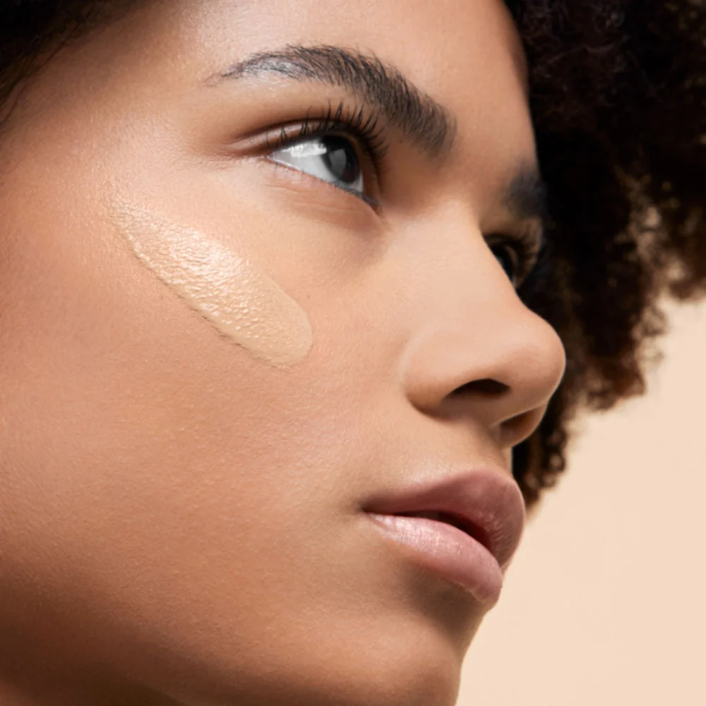 All Hours Foundation Luminous Matte podkład w płynie 25ml - Image 10